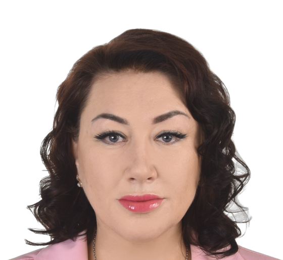 Анна Рачек, Юрист